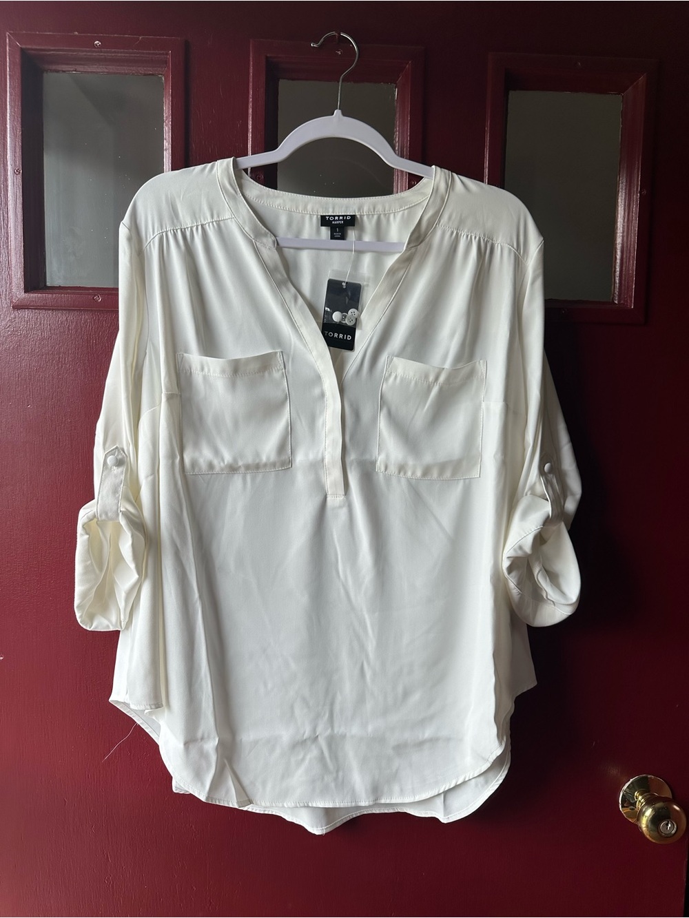 TORRID Cream Split V Tunic Blouse with Chest Pockets